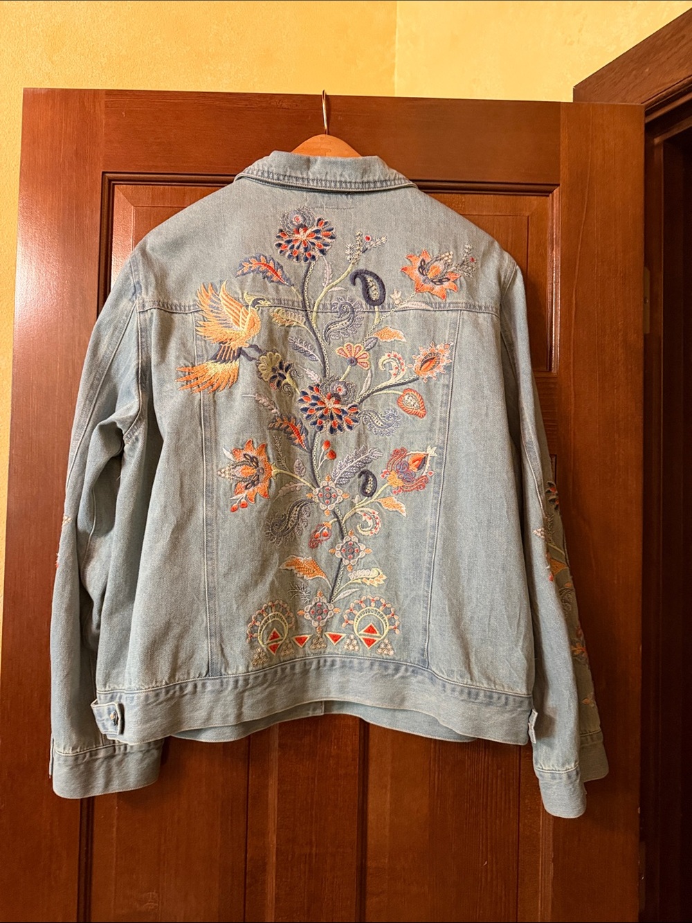 Johnny Was Kayla Light Blue Embroidered Denim Jacket XL - Picture 2 of 8